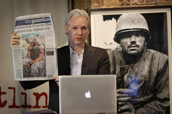 Afganistan-10-07-26-Mackenzie-wikileaks-react-BLOG ویکی لیکس ، اسناد محرمانه خود را در کجا نگه داری می کند؟